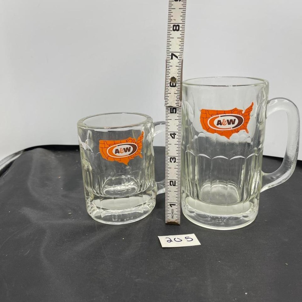 Lot of 2 Vintage A & W Root beer Mugs 4.25" & 5.75" - Picture 5 of 7